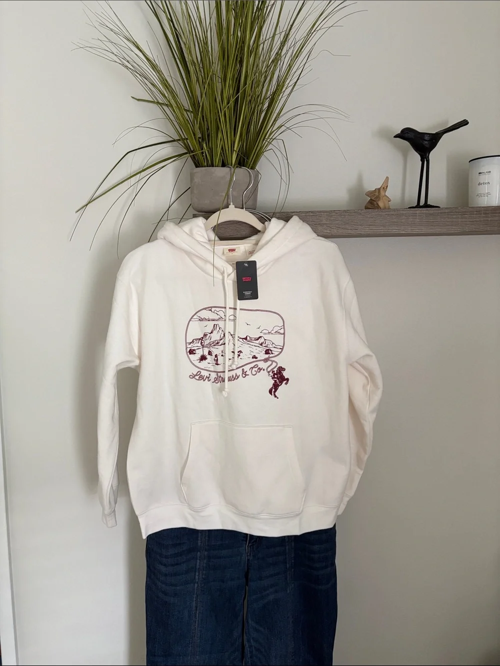 Levi's Cream Hoodie with Maroon Graphic